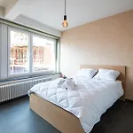 And Bright With Parking For 8 * Oostende